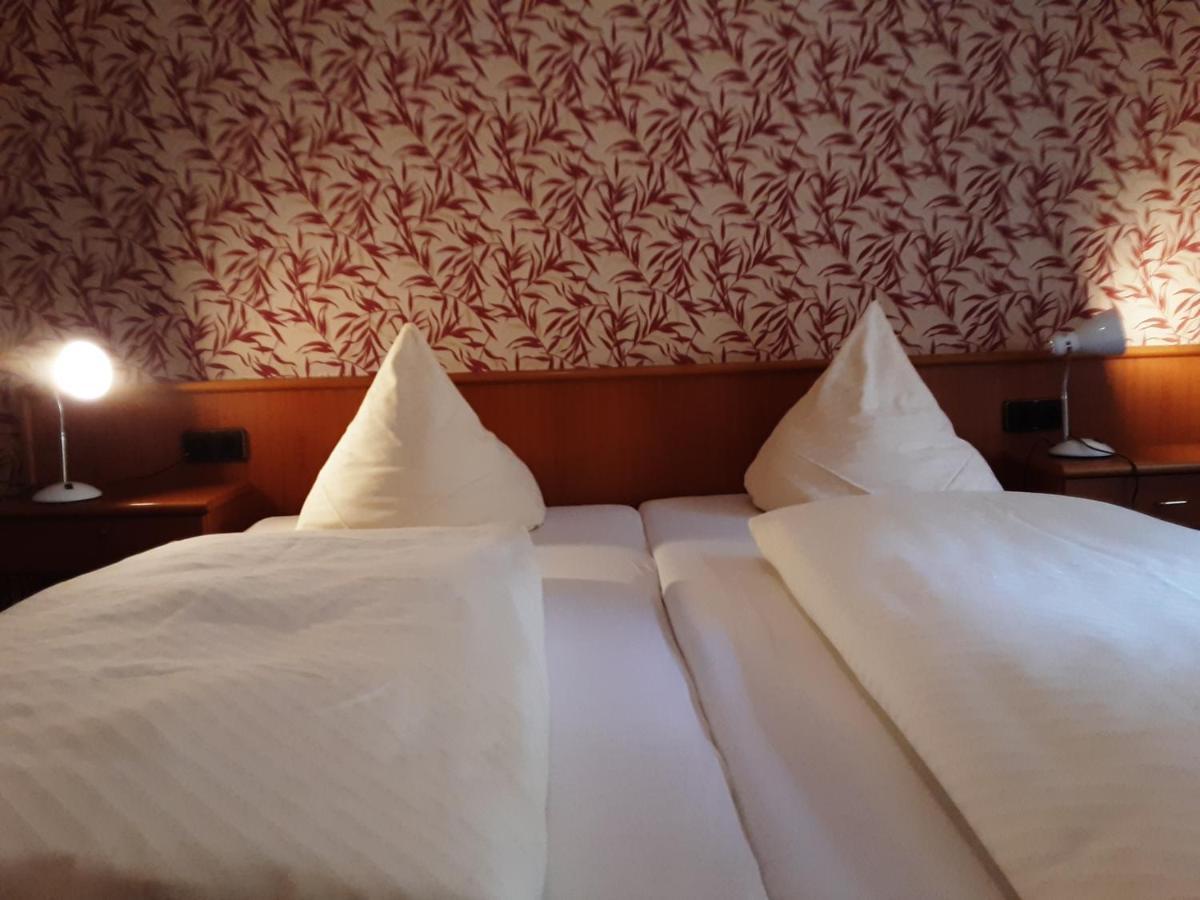 Hotel Gasthof Zur Krone Oberzent Ngoại thất bức ảnh
