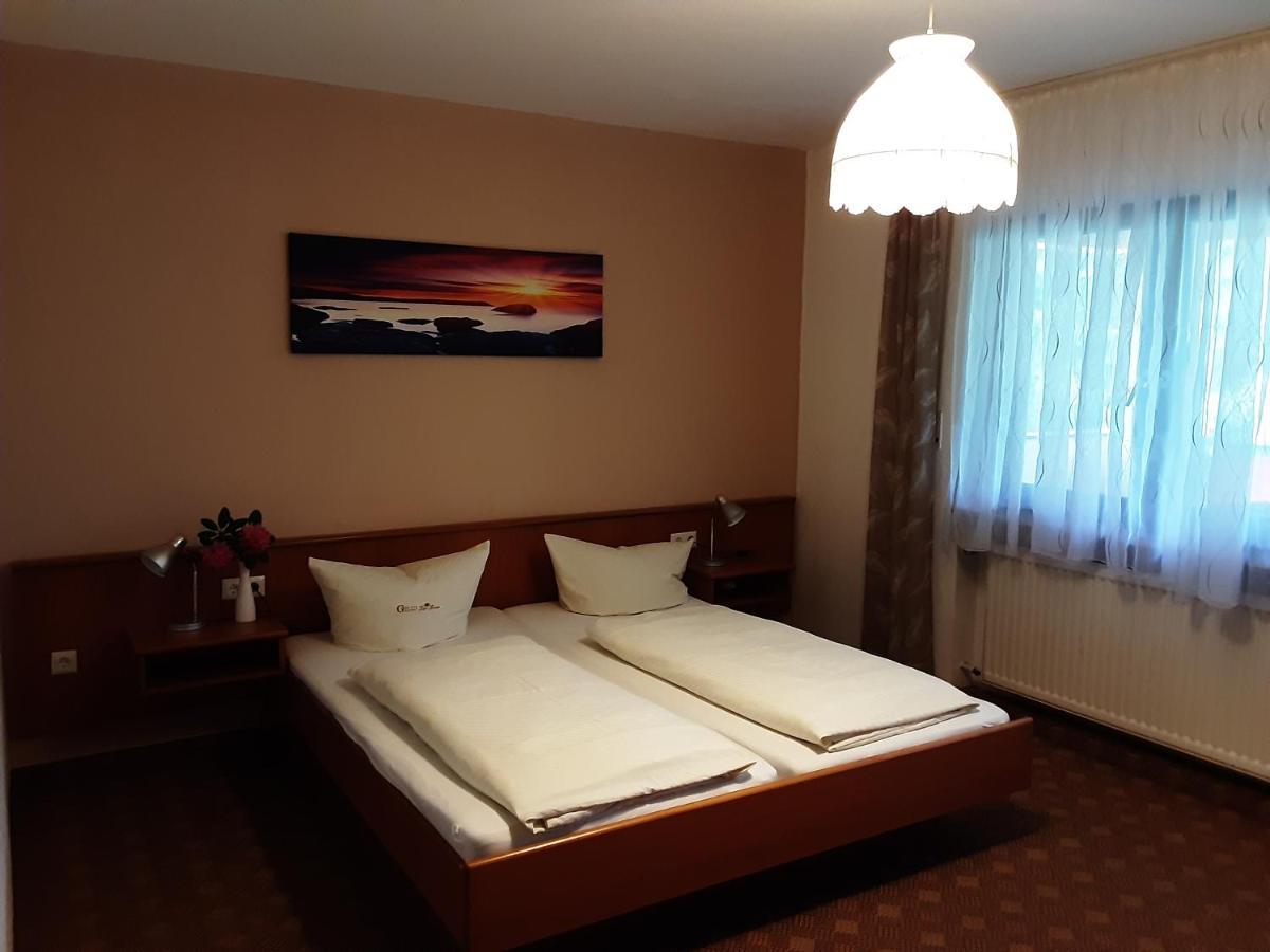 Hotel Gasthof Zur Krone Oberzent Ngoại thất bức ảnh