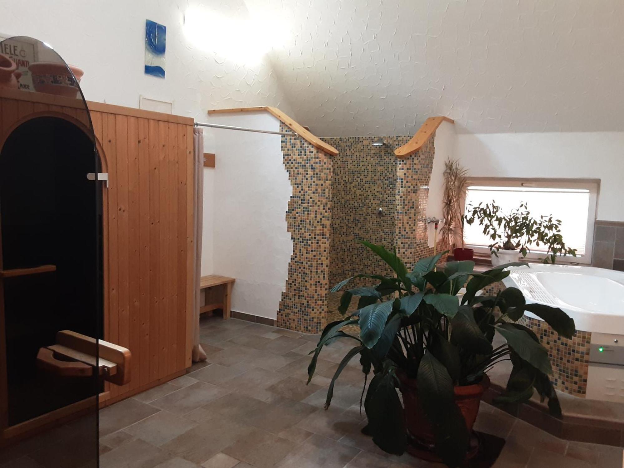 Hotel Gasthof Zur Krone Oberzent Ngoại thất bức ảnh