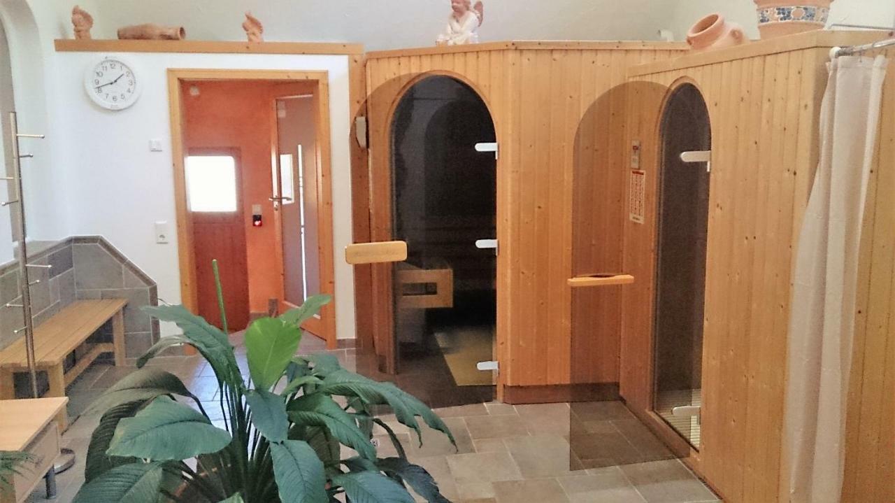 Hotel Gasthof Zur Krone Oberzent Ngoại thất bức ảnh