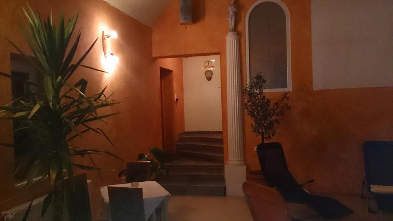 Hotel Gasthof Zur Krone Oberzent Ngoại thất bức ảnh
